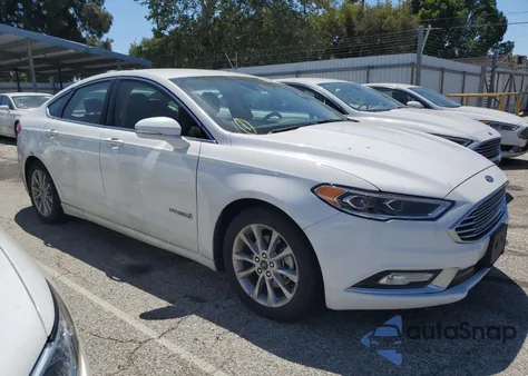 2017 Ford Fusion Se Hybrid z USA, uszkodzony, nr VIN 3FA6P0LU4HR408944